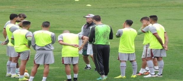 Orientados por Levir, jogadores encerram preparação para encarar o Santos (Foto: Hector Werlang/Globoesporte) Orientados por Levir, jogadores encerram preparação para encarar o Santos (Foto: Hector Werlang/Globoesporte)