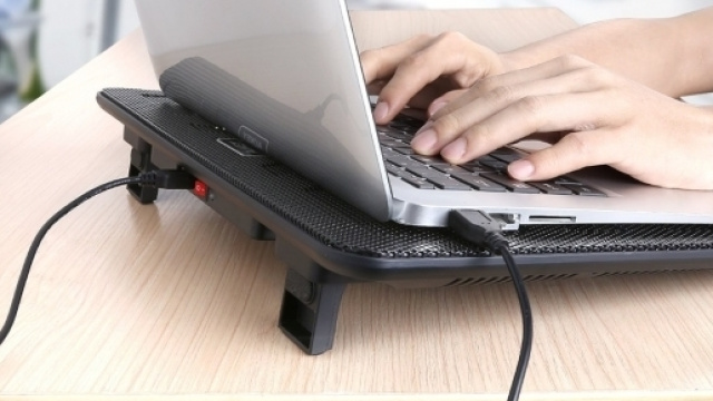 Aukey CP-R1 recensione base di raffreddamento