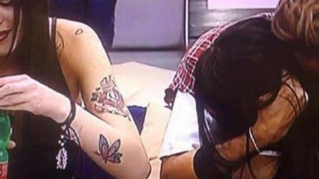 Gulia De Lellis contro Asia Mosetti su Facebook