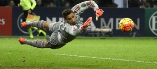 Donnarumma sembra già pronto a prendere l'eredità di Buffon