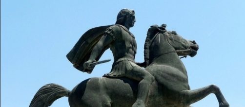 Estatua de Alejandro Magno a caballo