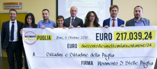 Movimento 5 stelle Puglia regala 217 mila euro a bambini bisognosi