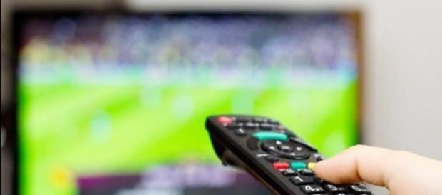 Programmi tv, stasera mercoledì 5 ottobre 2016 su Rai e Mediaset. Programmi tv, stasera mercoledì 5 ottobre 2016 su Rai e Mediaset.