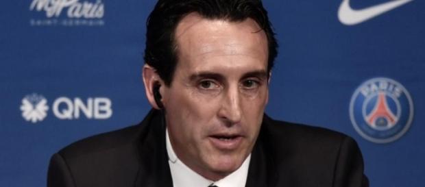 PSG : l'astuce d'Emery pour se faire aimer des joueurs Foot ... - footlegende.fr PSG : l'astuce d'Emery pour se faire aimer des joueurs Foot ... - footlegende.fr