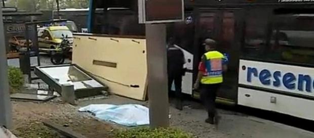 Autoridades investigam as causas do trágico acidente Autoridades investigam as causas do trágico acidente
