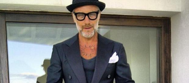 Chi è Gianluca Vacchi, il fenomeno social dell'estate - tag24.it Chi è Gianluca Vacchi, il fenomeno social dell'estate - tag24.it