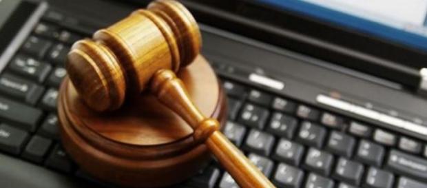 Diffamazione a mezzo stampa: a processo giornalisti de "Il Sole"24Ore" Diffamazione a mezzo stampa: a processo giornalisti de "Il Sole"24Ore"