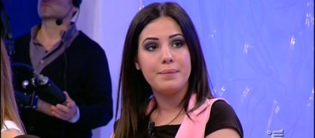 Giulia De Lellis: piovono critiche durante Mattino 5 - gossipblog.it Giulia De Lellis: piovono critiche durante Mattino 5 - gossipblog.it