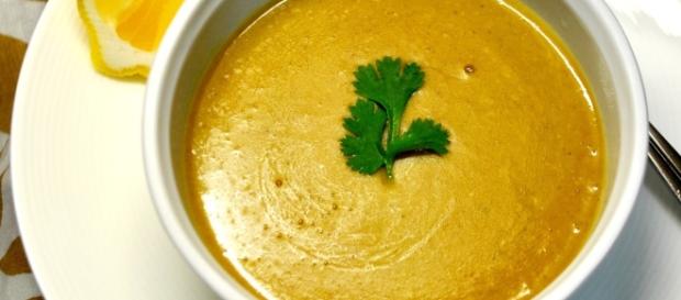 Ricetta Egitto Zuppa di lenticchie rosse Ricetta Egitto Zuppa di lenticchie rosse