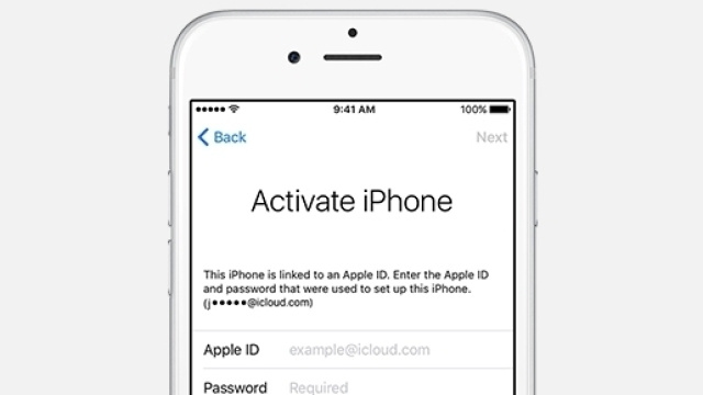 iPhone 7 bloccato all’attivazione