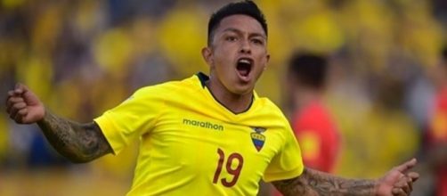 Il difensore Cristian Ramirez, autore del secondo gol dell'Ecuador contro il Cile
