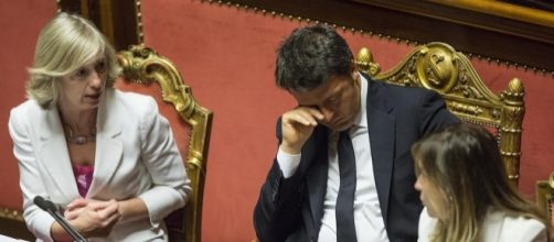 Ultime notizie scuola, venerdì 7 ottobre 2016: il premier Matteo Renzi e il ministro Stefania Giannini - foto gildavenezia.it