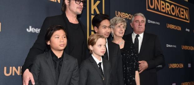 Brad Pitt at Unbroken Premiere with His Kids & His Parents 12/15 - lipstickalley.com Brad Pitt at Unbroken Premiere with His Kids & His Parents 12/15 - lipstickalley.com