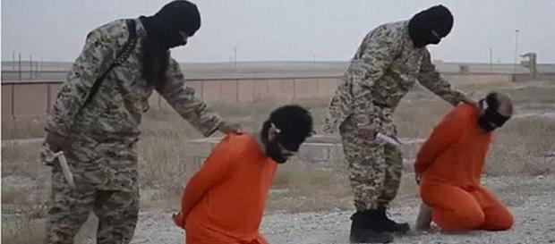 ISIS corta a orelha de 25 dos seus membros. ISIS corta a orelha de 25 dos seus membros.