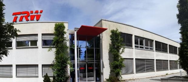 Trw Livorno: dopo la chiusura dell'azienda il caso dei tumori tra i dipendenti Trw Livorno: dopo la chiusura dell'azienda il caso dei tumori tra i dipendenti