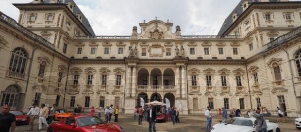 Un momento del Salone dell'auto 2016 al Valentino Un momento del Salone dell'auto 2016 al Valentino