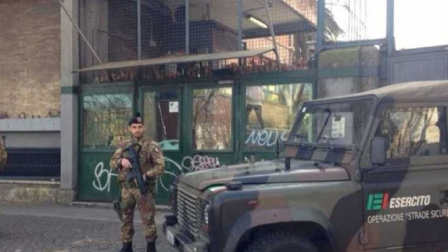 Aggrediti a Napoli e Milano i militari impegnati nell'operazione strade sicure