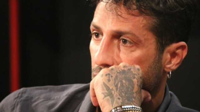 Fabrizio Corona incassa denaro 'in nero': sequestrati 1,7 milioni di euro