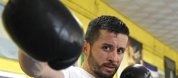 BOXEO: Tanto Ruben Nieto como Ernesto España Jr. pretenden el campeonato mundial BOXEO: Tanto Ruben Nieto como Ernesto España Jr. pretenden el campeonato mundial
