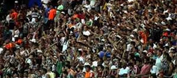 Flu lança promoções para contar com o apoio de seus torcedores contra o Flamengo (Foto: Arquivo) Flu lança promoções para contar com o apoio de seus torcedores contra o Flamengo (Foto: Arquivo)