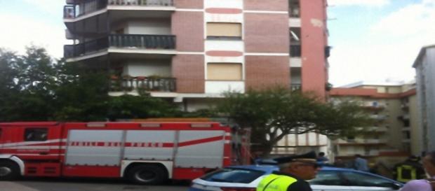 In via Istiditta sono intervenuti Vigili del Fuoco e Polizia. In via Istiditta sono intervenuti Vigili del Fuoco e Polizia.