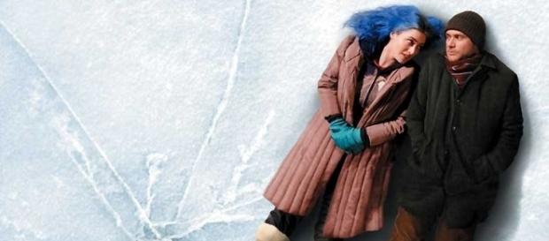 Jim Carrey e Kate Winslet estrelaram o filme de 2004. Jim Carrey e Kate Winslet estrelaram o filme de 2004.