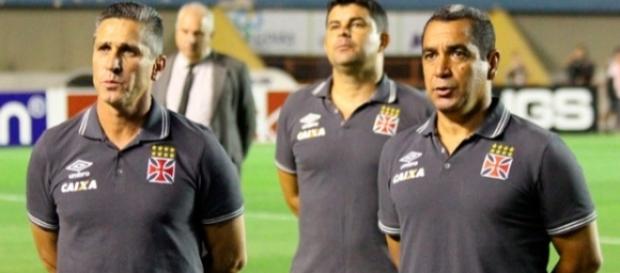 Jorginho está sendo criticado no Vasco, que enfrenta o Londrina Jorginho está sendo criticado no Vasco, que enfrenta o Londrina