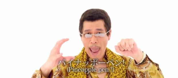 O hit Pen-pineapple-apple-pen viralizou e entrou na cabeça de geral! O hit Pen-pineapple-apple-pen viralizou e entrou na cabeça de geral!