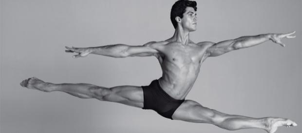 Roberto Bolle replica show Raiuno Roberto Bolle replica show Raiuno