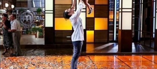 MasterChef, vince Erica Liverani, ma è polemica: "Non lo meritava" MasterChef, vince Erica Liverani, ma è polemica: "Non lo meritava"