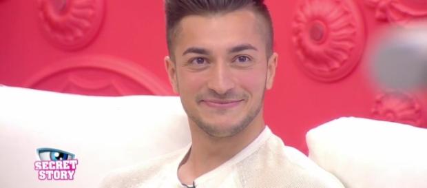 #SS10 - #SecretStory - Darko en colère contre l'une de ses colocataires ! #SS10 - #SecretStory - Darko en colère contre l'une de ses colocataires !