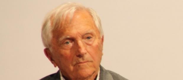 Vanni Ronsisvalle, l'autore di questo avventuroso libro Vanni Ronsisvalle, l'autore di questo avventuroso libro