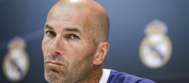 Zidane es consciente de que no puede tocar a todos Zidane es consciente de que no puede tocar a todos