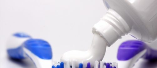 Conheça alguns truques utilizando creme dental