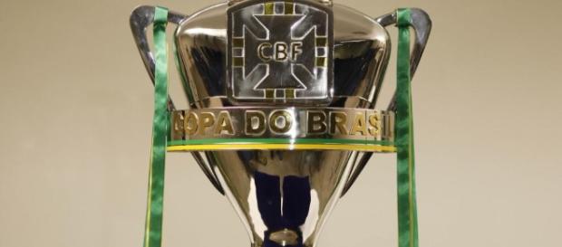 Minas Gerais e Rio Grande do Sul disputarão o troféu da Copa do Brasil 2016 (Foto: CBF/Divulgação) Minas Gerais e Rio Grande do Sul disputarão o troféu da Copa do Brasil 2016 (Foto: CBF/Divulgação)