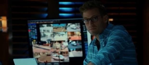 Eric (Barrett Foa) in 'NCIS: LA'/Photo via screencap, 'NCIS: LA' Eric (Barrett Foa) in 'NCIS: LA'/Photo via screencap, 'NCIS: LA'