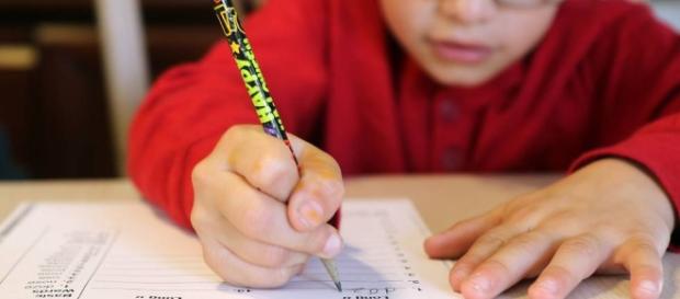 Regular los deberes: una medida urgente | Mamás y Papás | EL PAÍS - elpais.com Regular los deberes: una medida urgente | Mamás y Papás | EL PAÍS - elpais.com
