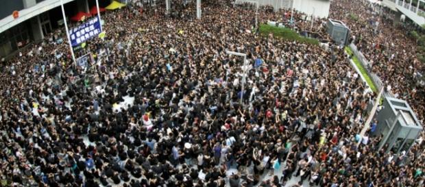 Thousands protest to 'defend Hong Kong's core values' after failed ... - scmp.com Thousands protest to 'defend Hong Kong's core values' after failed ... - scmp.com