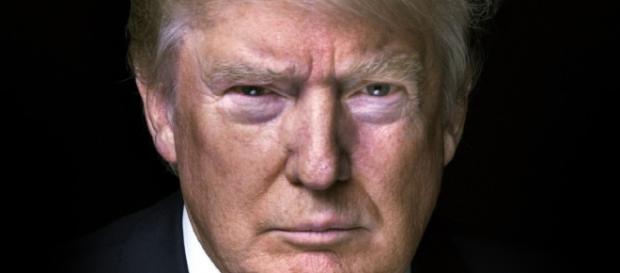 Trump se tornou o mais novo presidente dos Estados Unidos Trump se tornou o mais novo presidente dos Estados Unidos
