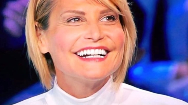 Simona Ventura, il ritorno in tv è ostico - today.it