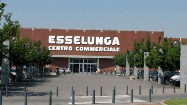 Esselunga assume nuovo personale.