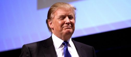Trump promette di ridare agli USA sicurezza e rispetto nel mondo - sputniknews.com
