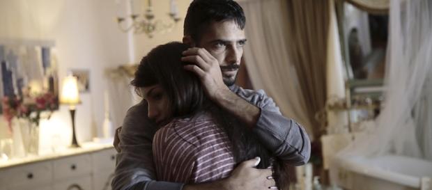 Per Marco Solo Agata diventa un fattore di debolezza. La storia si complica Per Marco Solo Agata diventa un fattore di debolezza. La storia si complica