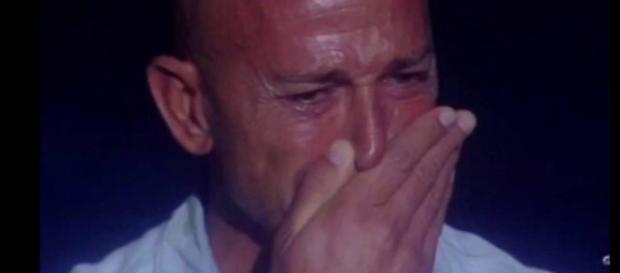Stefano Bettarini in lacrime al gf Stefano Bettarini in lacrime al gf