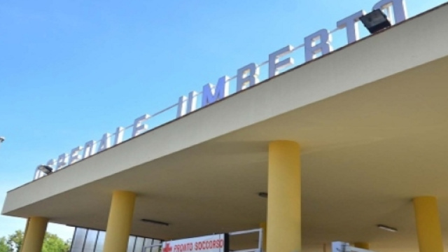 Ingresso dell'ospedale Umberto I di Nocera Inferiore