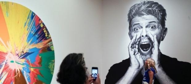 David Bowie's love of art leads to record auction prices David Bowie's love of art leads to record auction prices