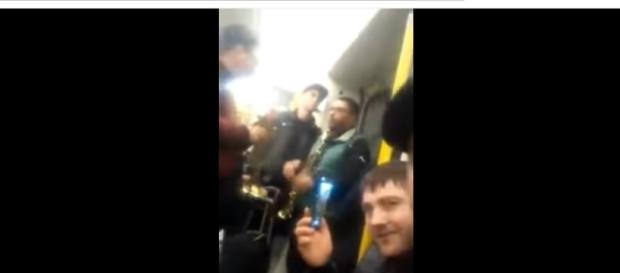 Românii s-au unit la Londra în metrou Românii s-au unit la Londra în metrou
