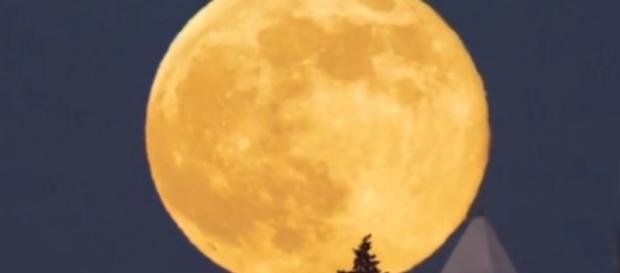 SuperLuna 2014: quando sarà visibile e come si manifesta | News ... - leonardo.it SuperLuna 2014: quando sarà visibile e come si manifesta | News ... - leonardo.it