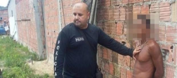 Suspeito é preso por estuprar uma criança Suspeito é preso por estuprar uma criança