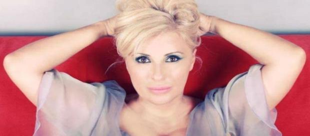 tina cipollari e il segreto del suo successo. tina cipollari e il segreto del suo successo.